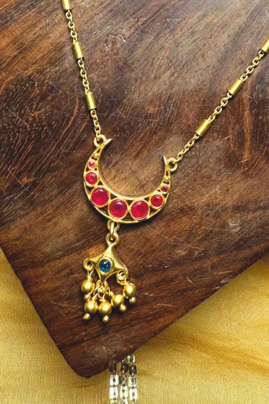 Sarkh Chaand 22kt Gold Plated Necklace