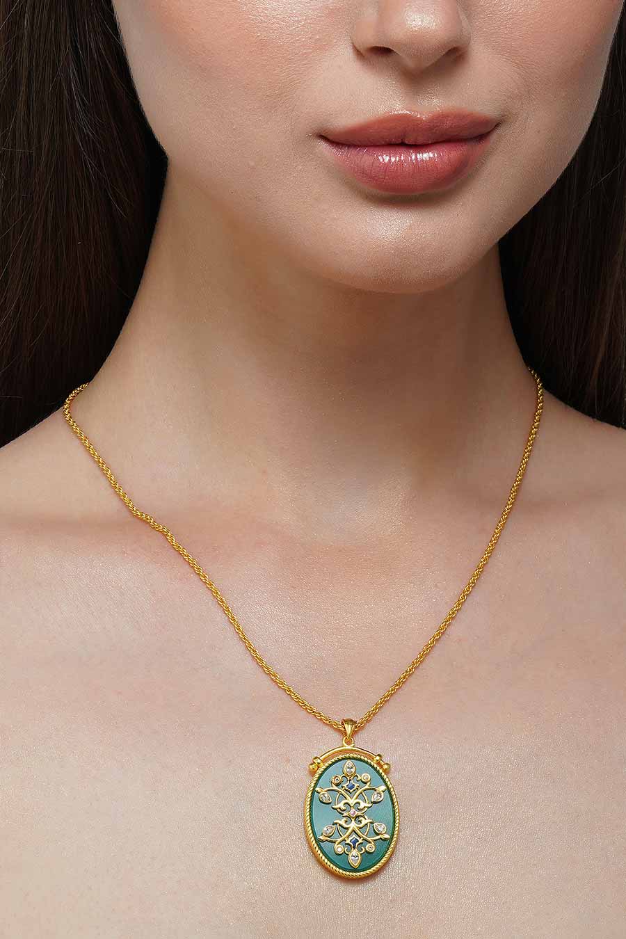 Onyx Refection Of You Gold Plated Pendant Necklace