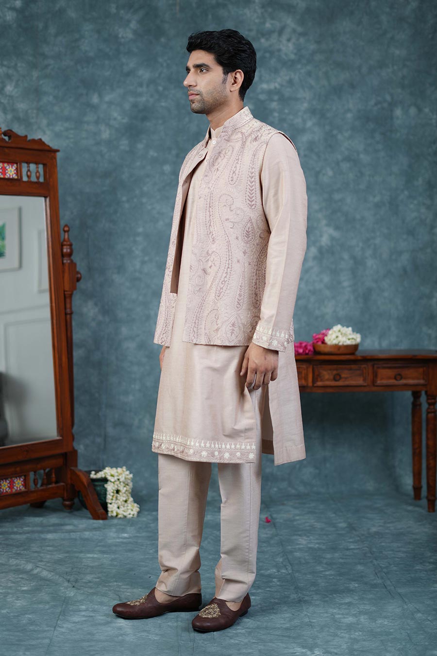 Light Pink Embroidered Bandi Kurta Set
