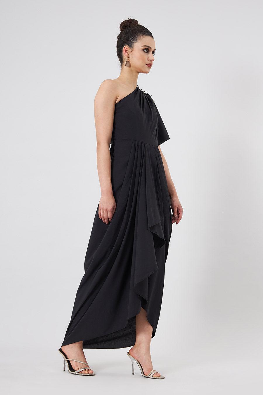 Pearl One-Shoulder Black Drape Dress