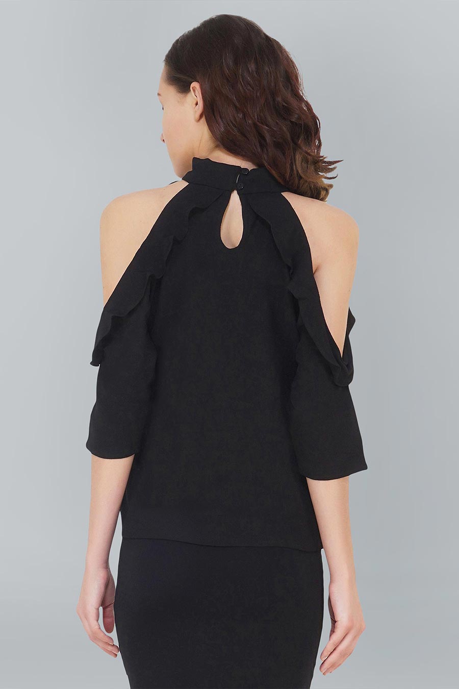 Cold Sleeve Black Top