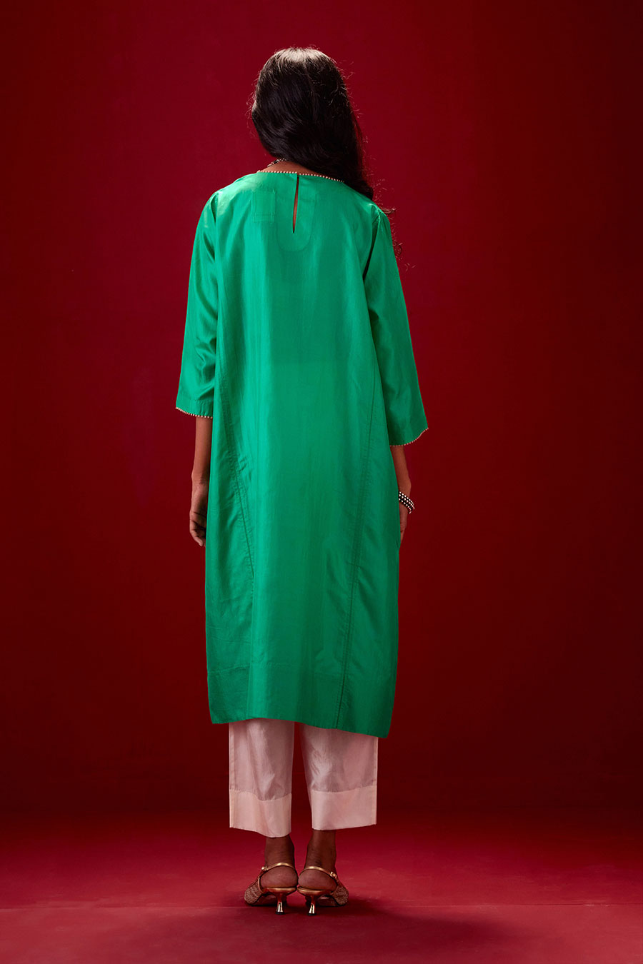 Emerald Green Silk Embroidered Kurta & Pant Set