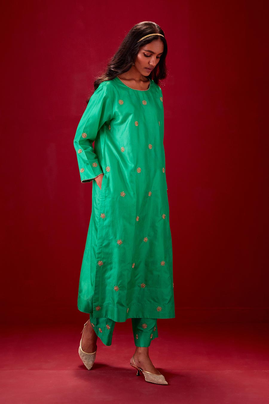 Emerald Green Silk Embroidered Kurta & Pant Set