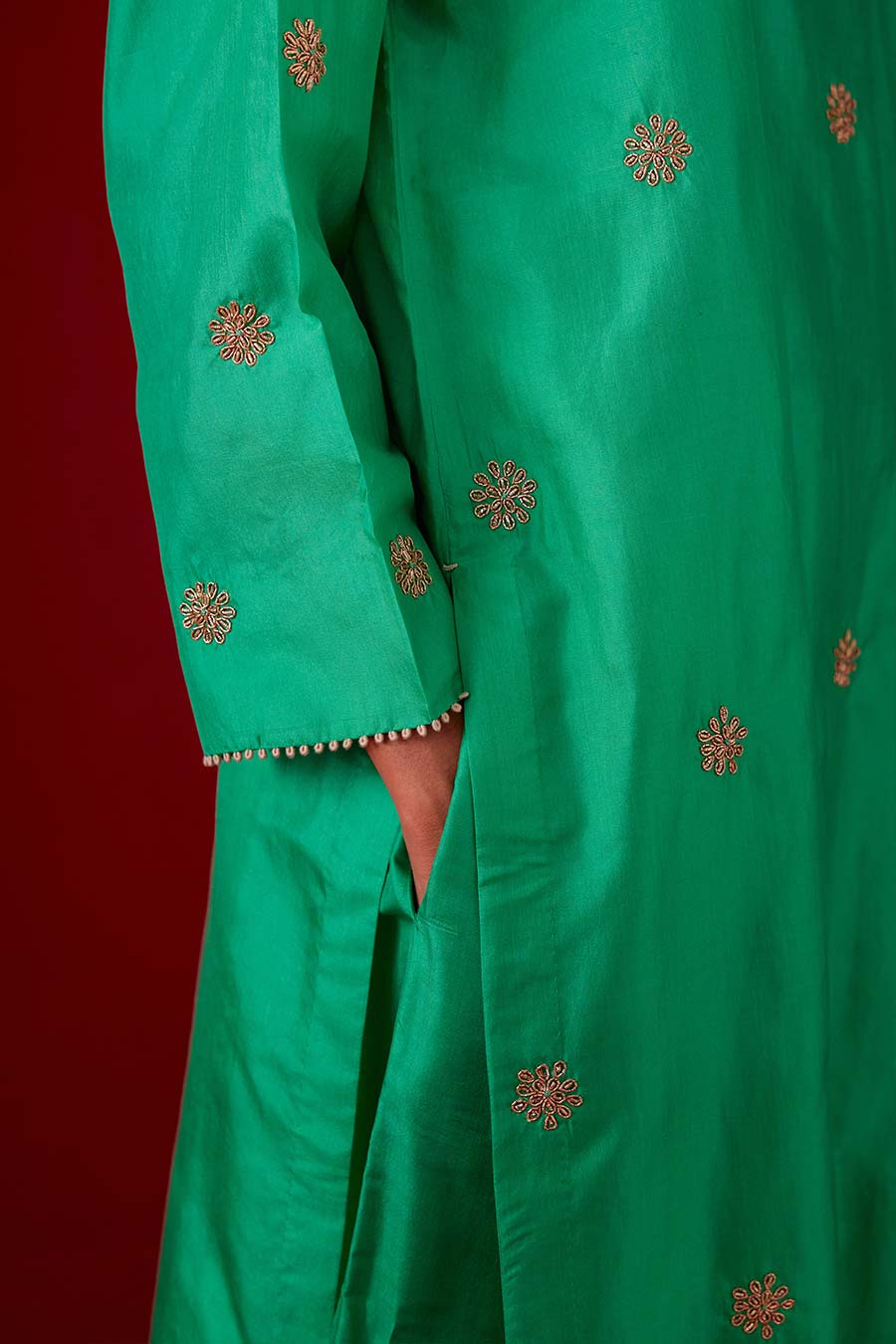 Emerald Green Silk Embroidered Kurta & Pant Set