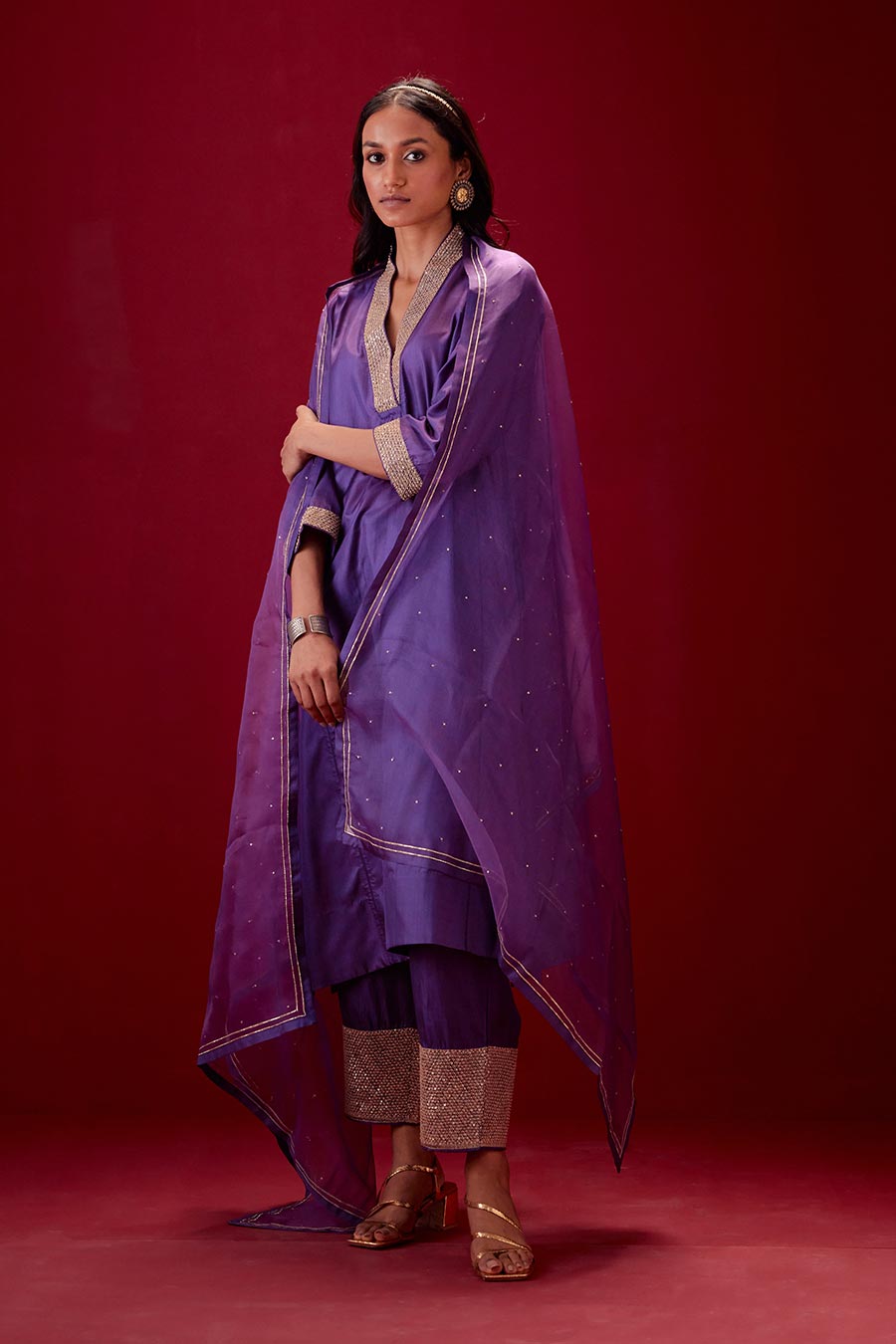 Grape Silk Organza Embroidered Dupatta