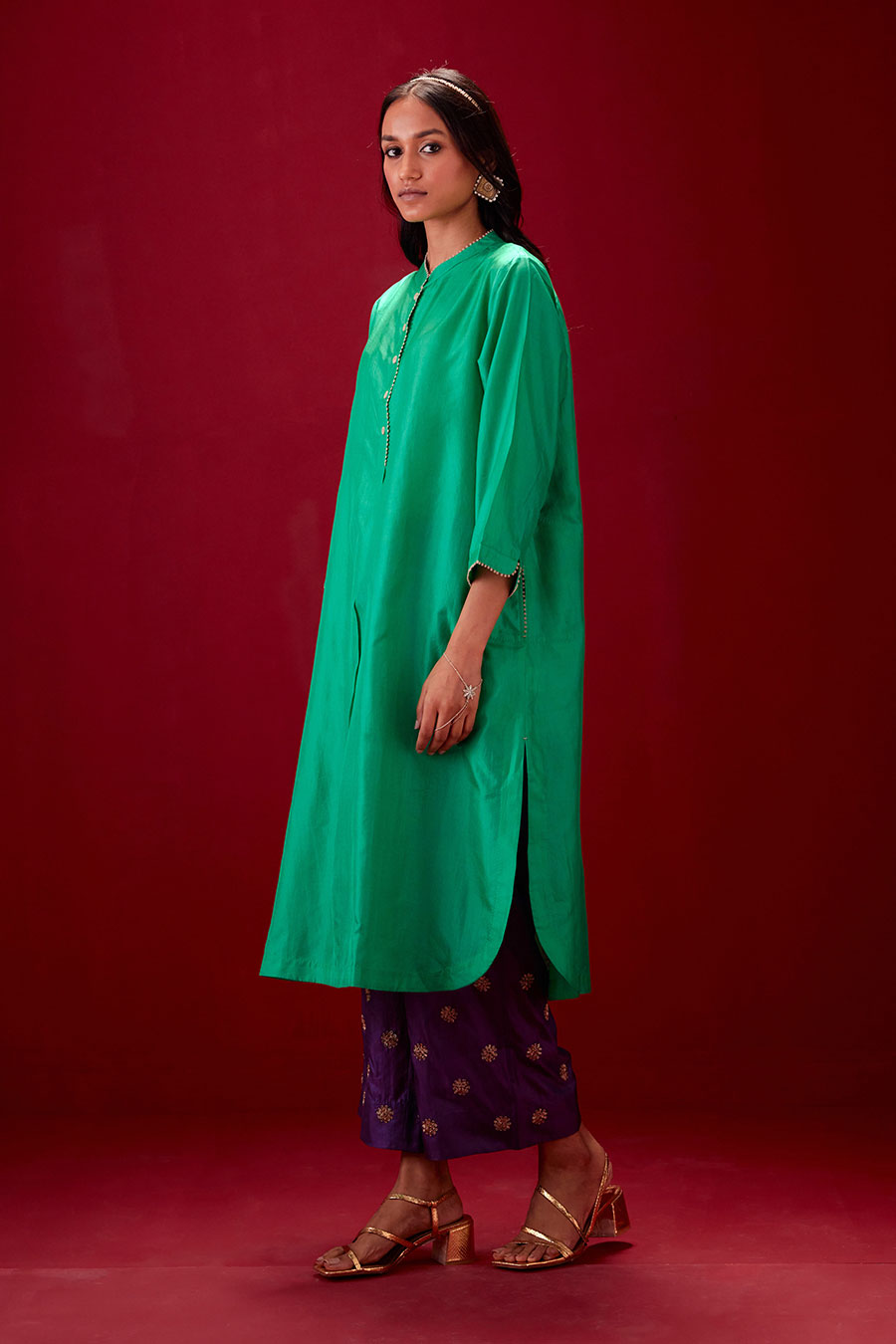 Emerald Green Silk Embroidered Kurta & Pant Set