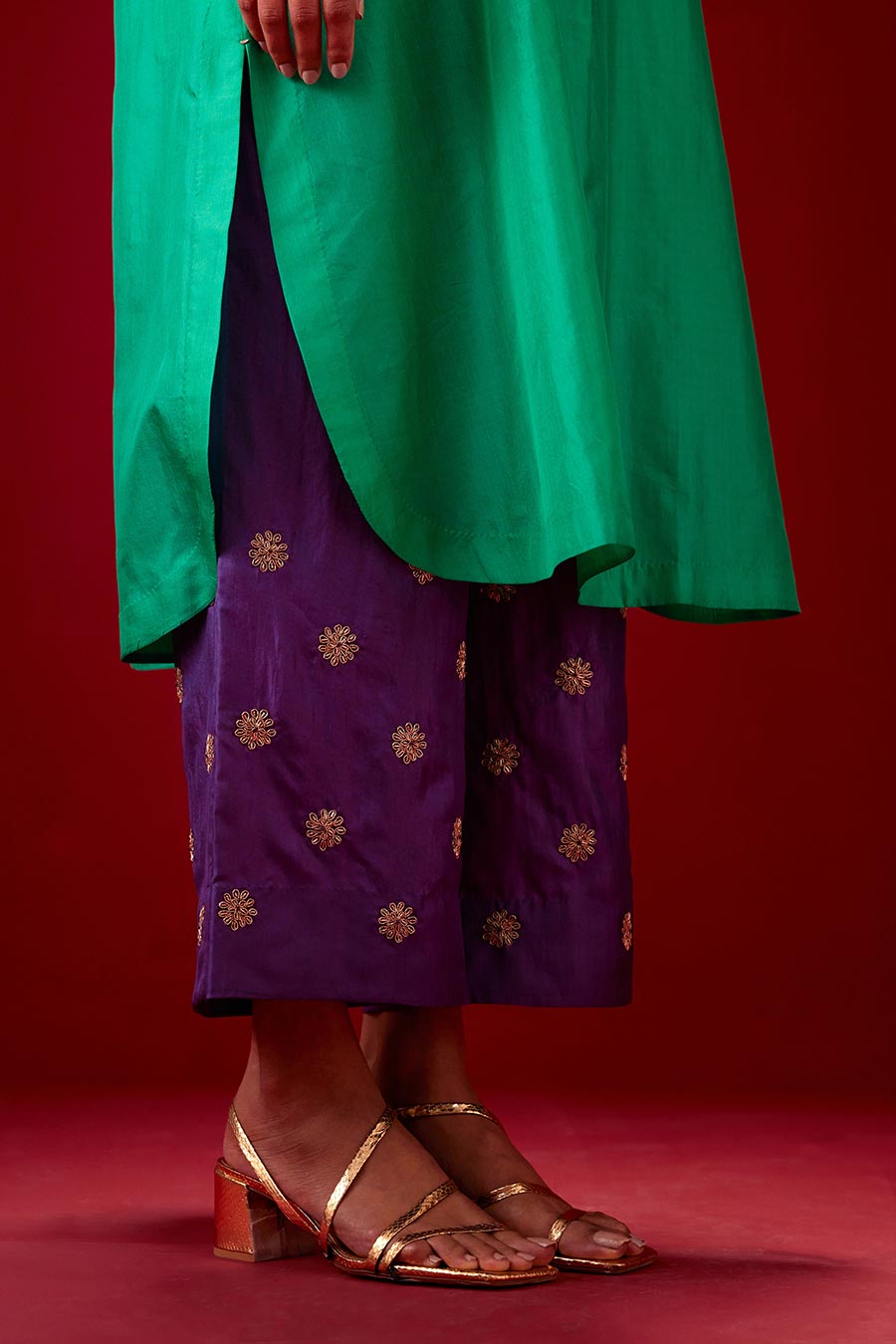 Emerald Green Silk Embroidered Kurta & Pant Set