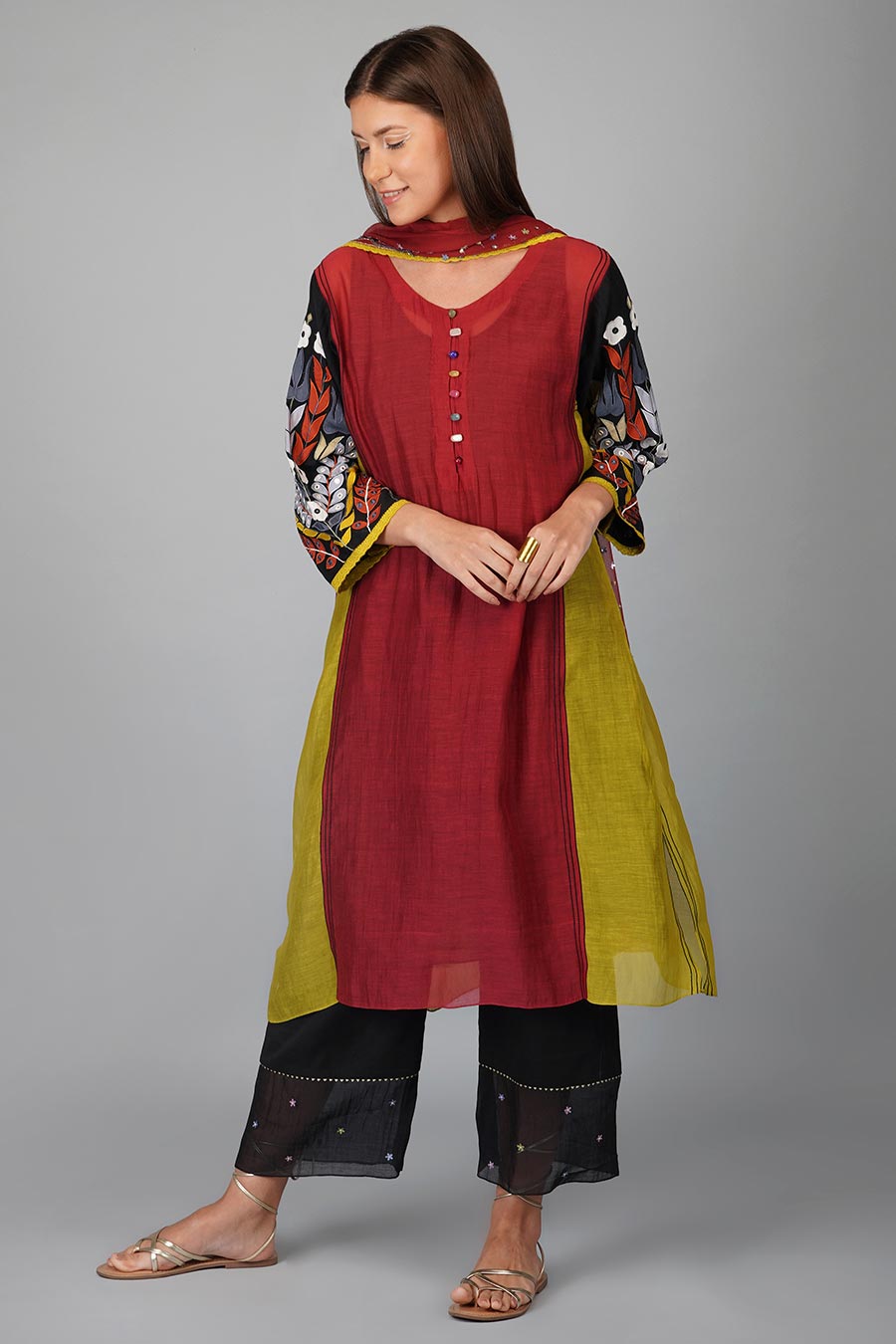 Applique Sleeves Panelled Kurta Set