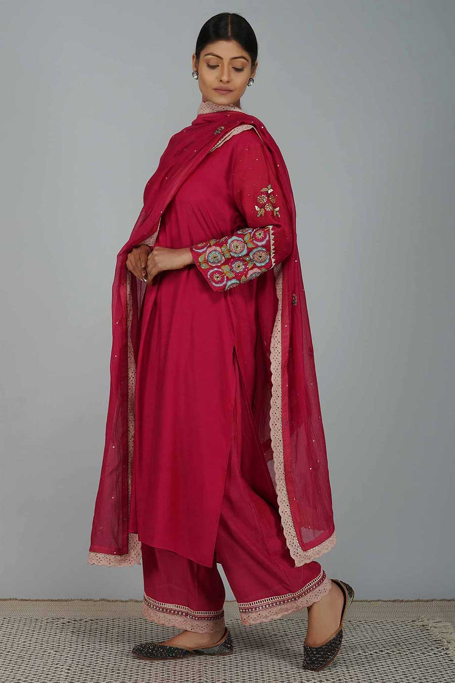 Suzani Flower Pink Kurta Set (Set of 3)