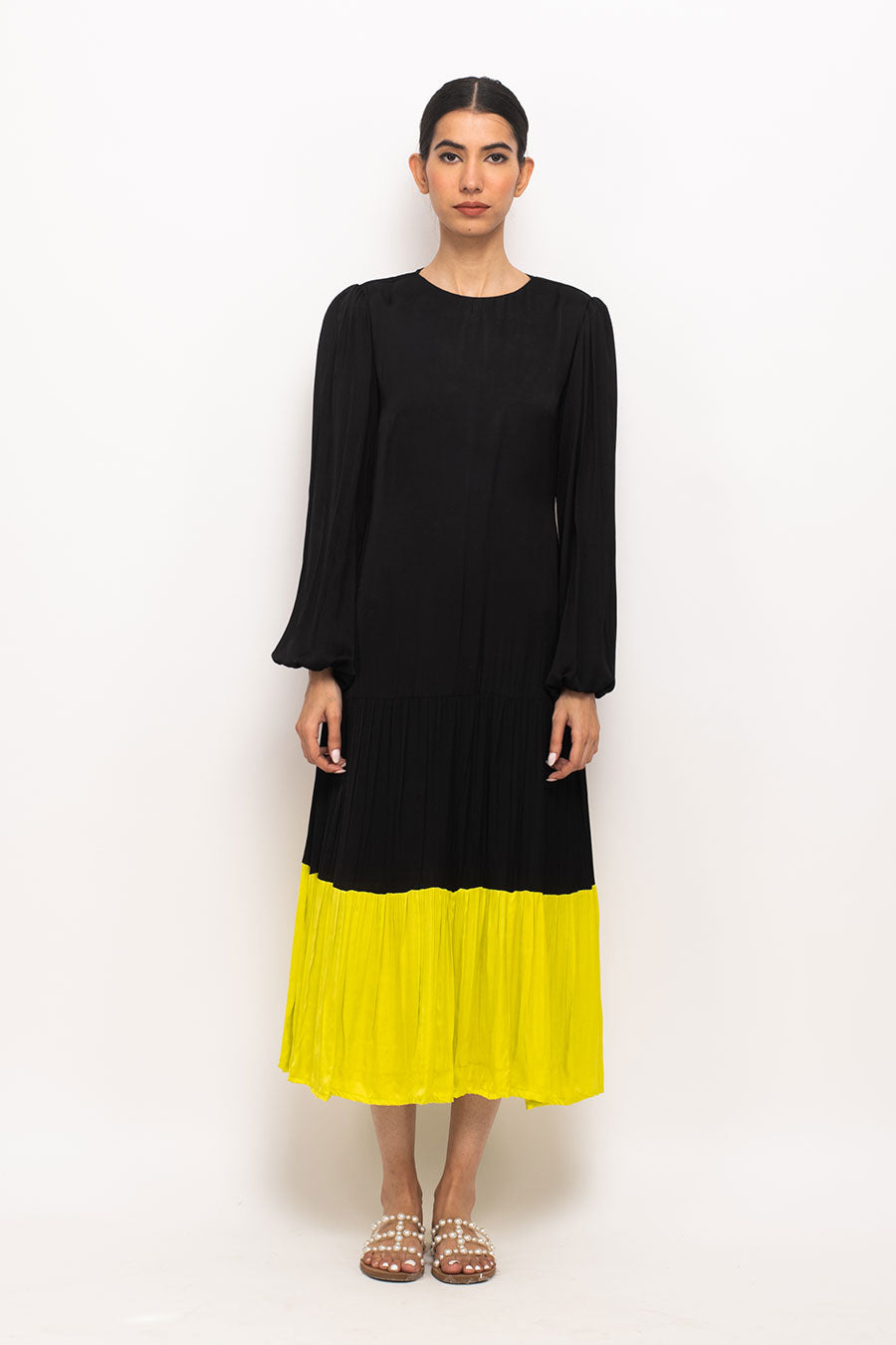 Black-Yellow Gather Maxi Dress