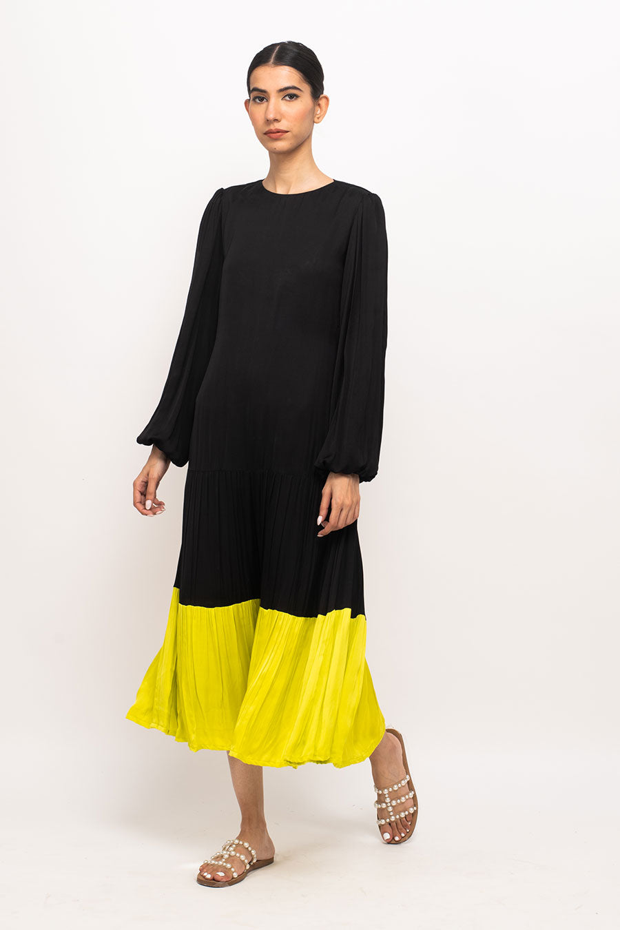 Black-Yellow Gather Maxi Dress