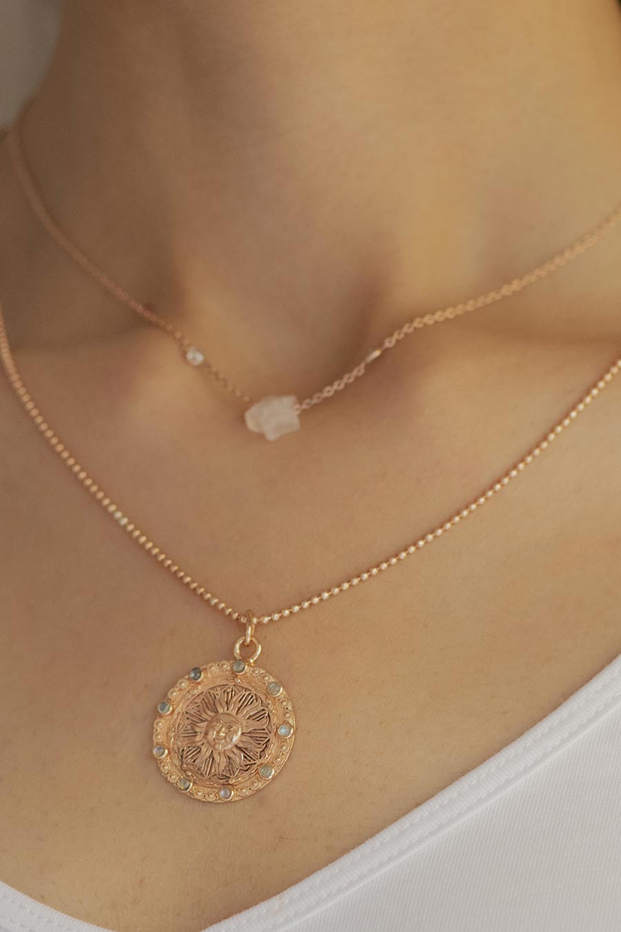 Rose Gold Ra Pendant & Chain Set