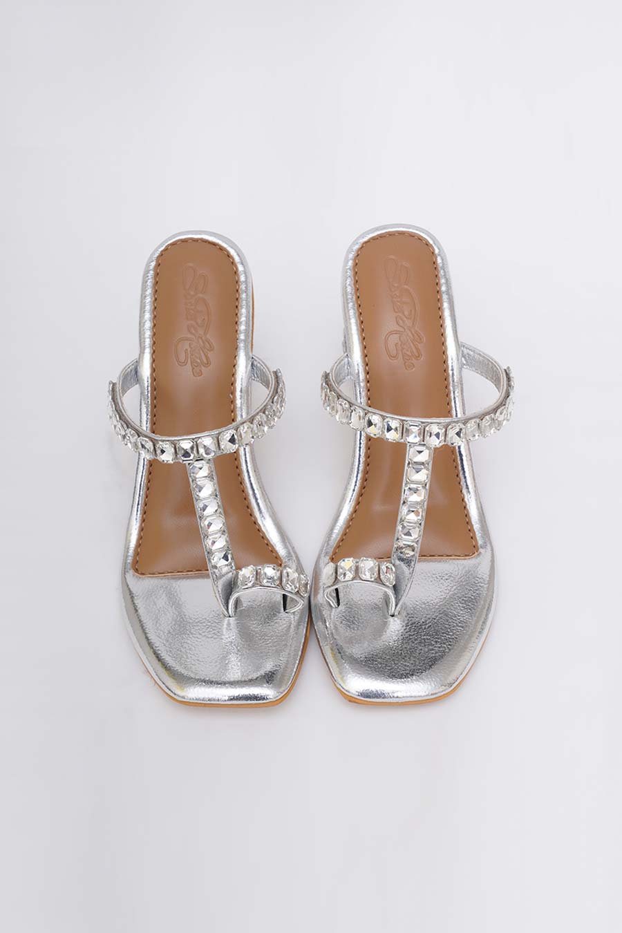 Silver Diamond Stud Kolhapuri Heels