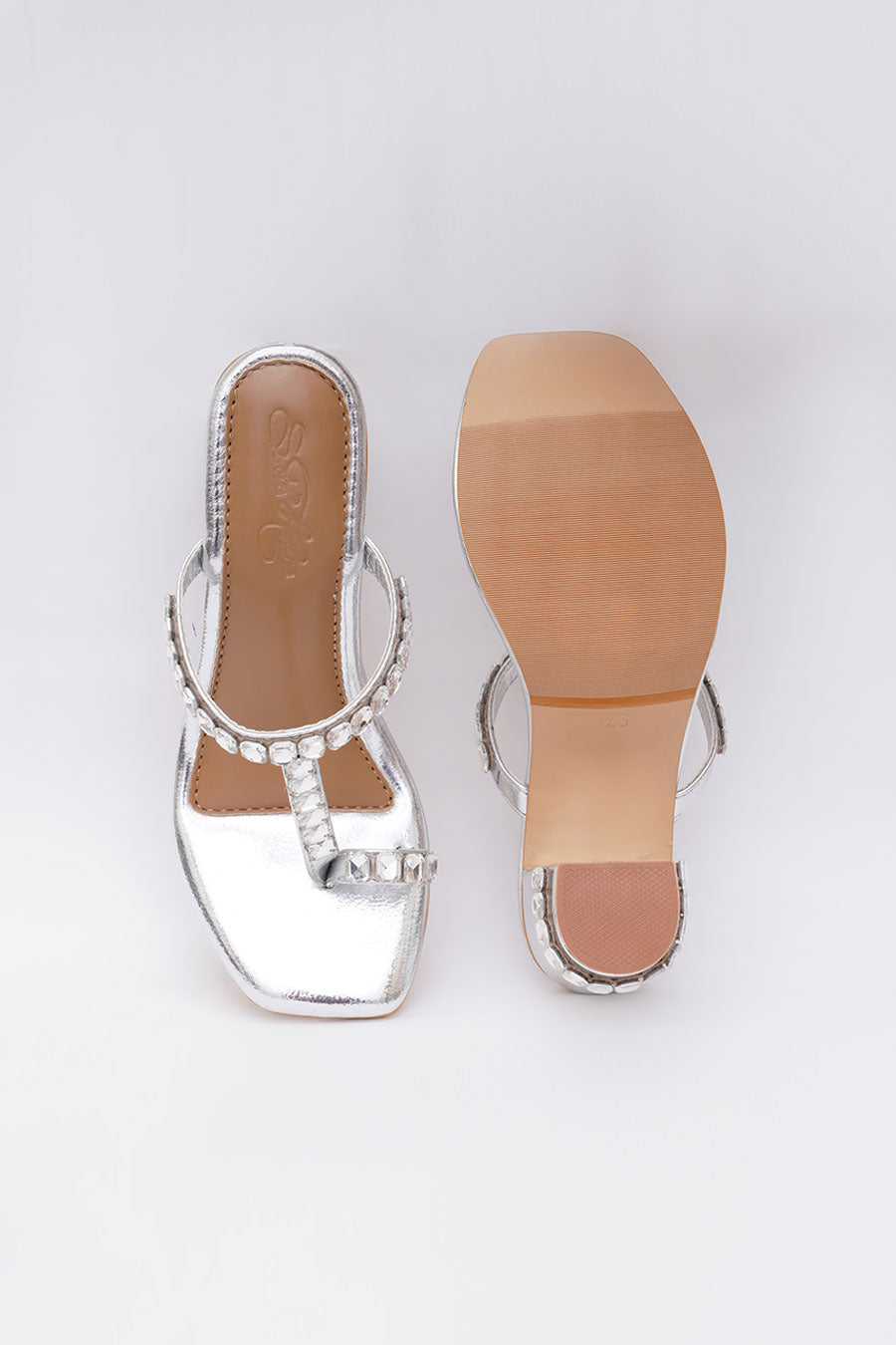 Silver Diamond Stud Kolhapuri Heels