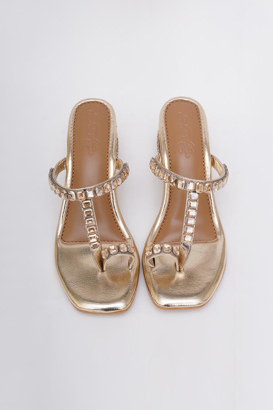Gold Diamond Stud Kolhapuri Heels