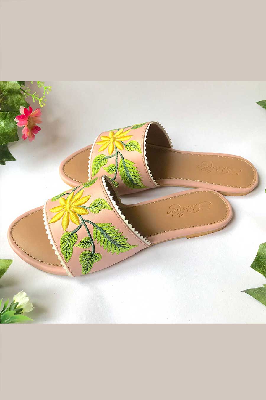 Sun Flower Kiss Flats