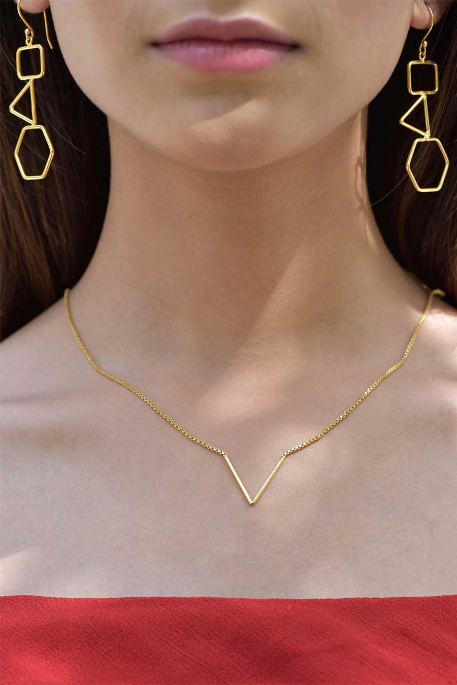 Kolmio Gold Plated Neckpiece