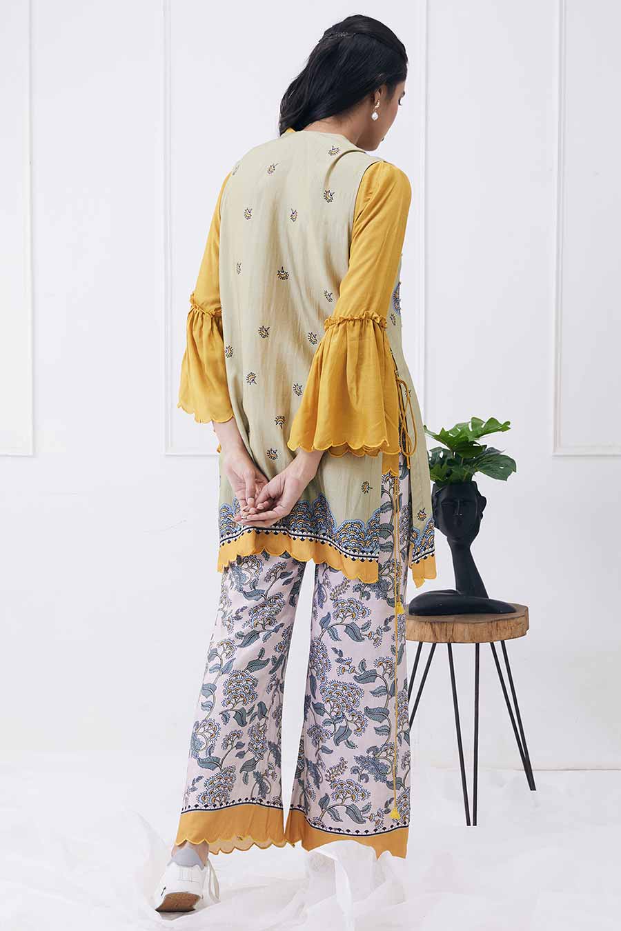 Yasmin Printed Co-Ord Set With Jacket