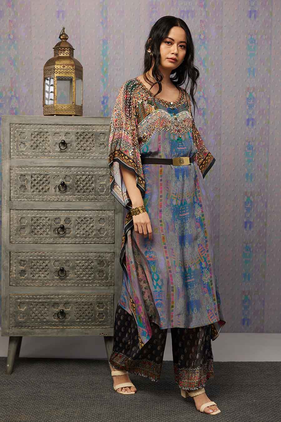 Ikaya Embroidered Kaftan Set With Belt