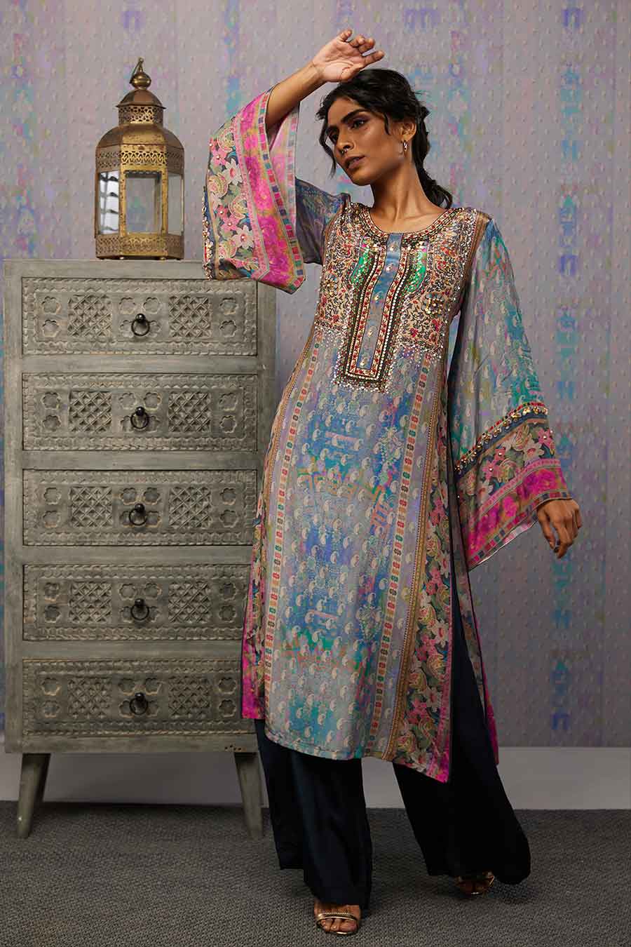 Ikaya Embroidered Kurta Set