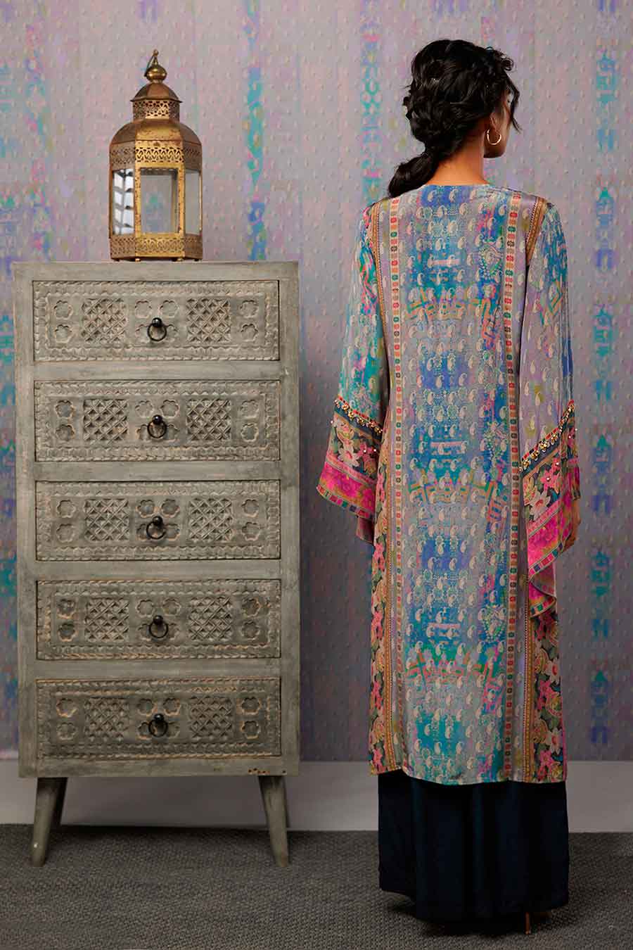 Ikaya Embroidered Kurta Set