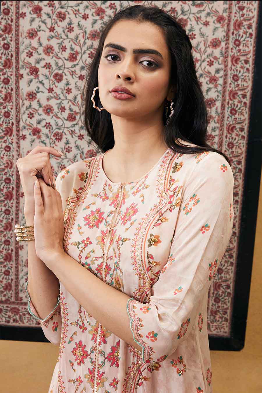 Zahra Embroidered Asymmetric Kurta Set