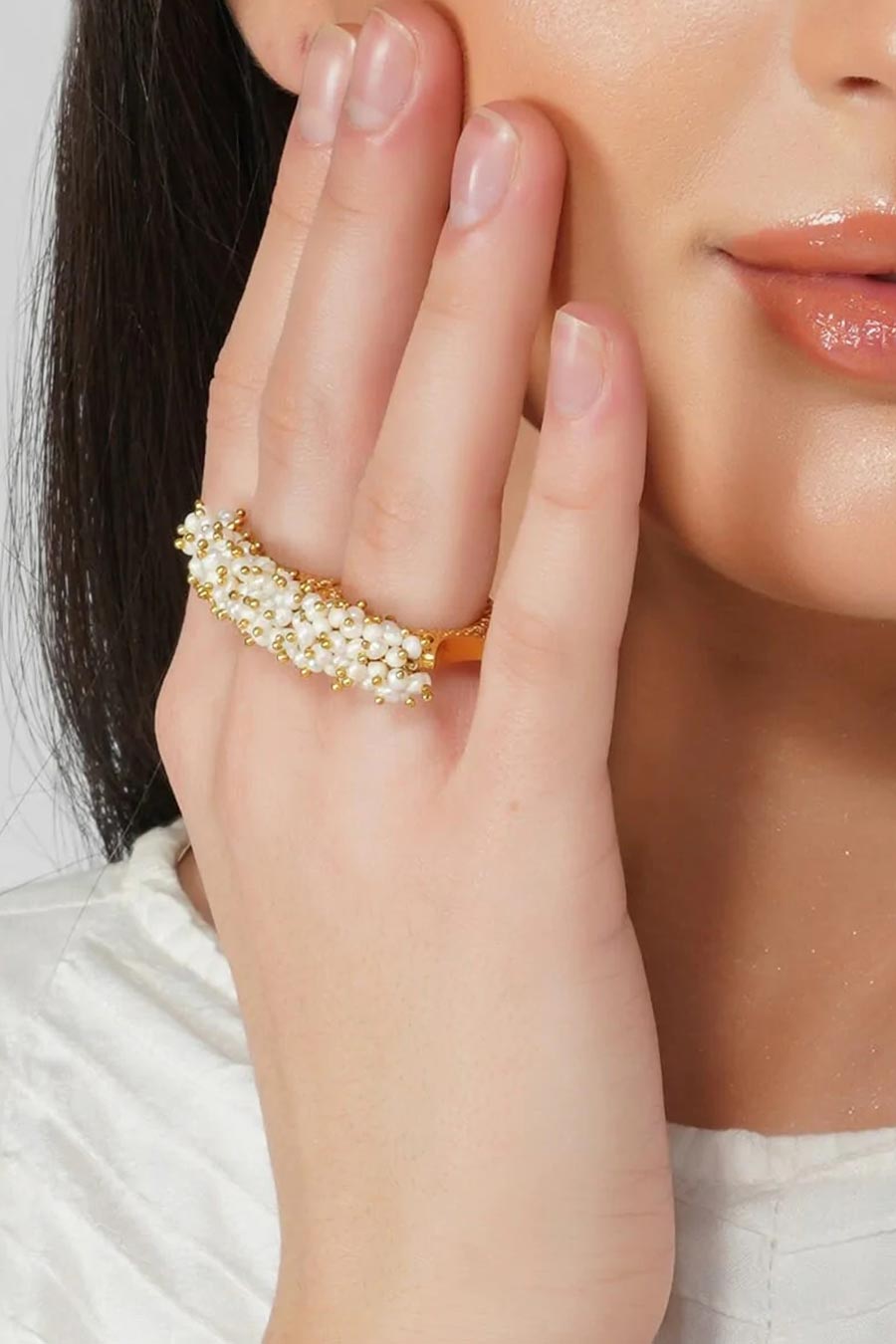 Aarya Pearl Two-Finger Ring