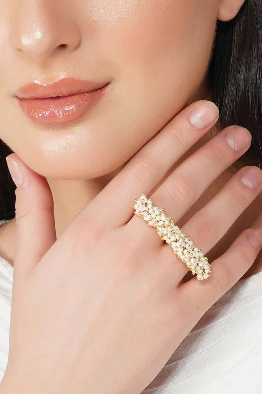 Aarya Pearl Two-Finger Ring