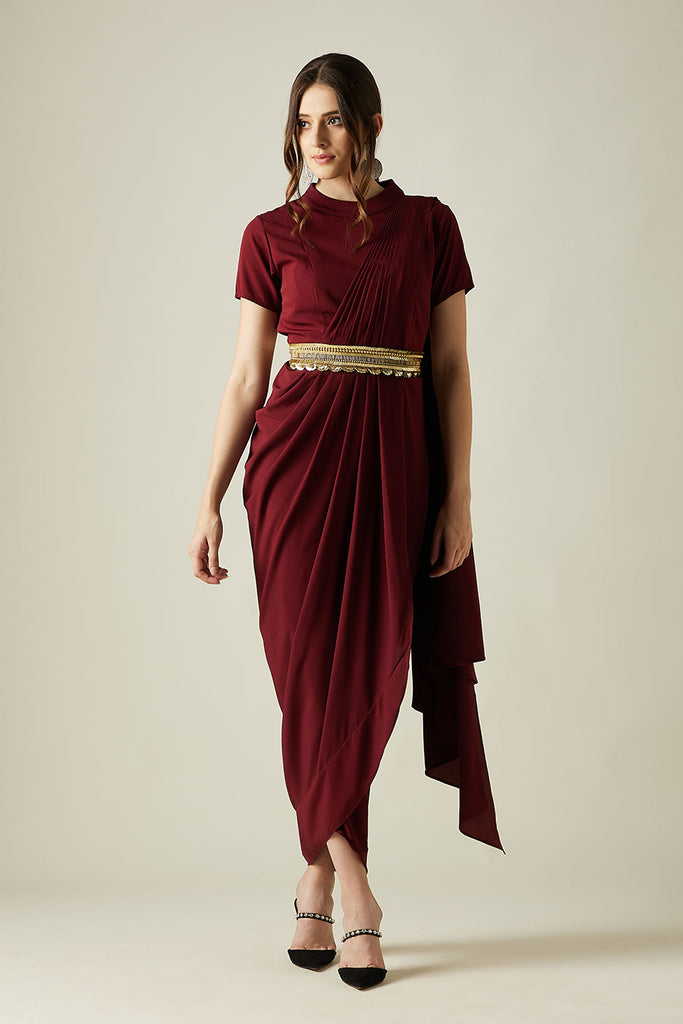 Shop Wine Saree Dress With Molten Gold Belt by AAKAAR at House of Designers   HOUSE OF DESIGNERS