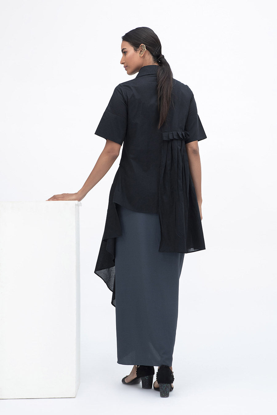 Black Side Gathered Drape Shirt Tunic