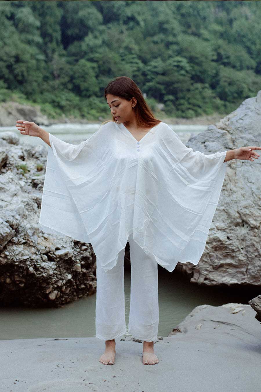MAHÉ - White Kaftan Co-Ord Set