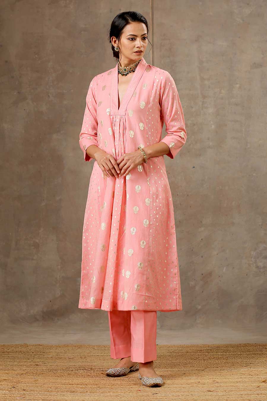 Peach Silk Chanderi 5 Kali Kurta Set With Dupatta