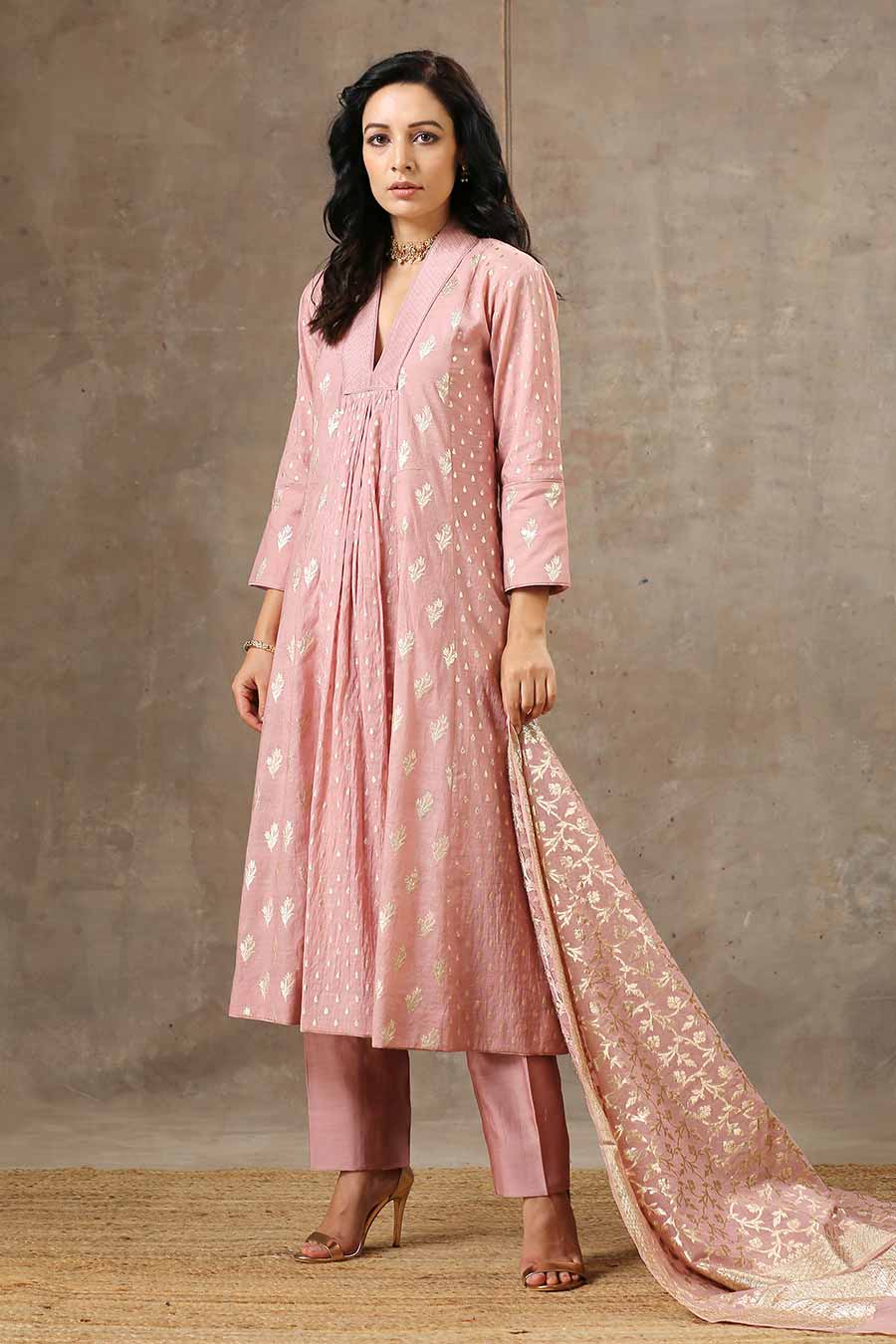 Pink Silk Chanderi 5 Kali Kurta Set With Dupatta