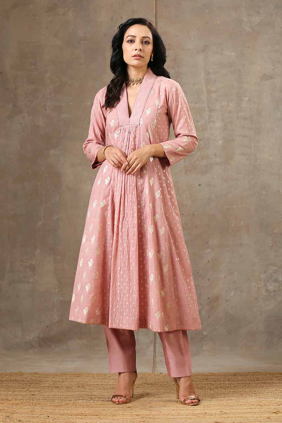 Pink Silk Chanderi 5 Kali Kurta Set With Dupatta