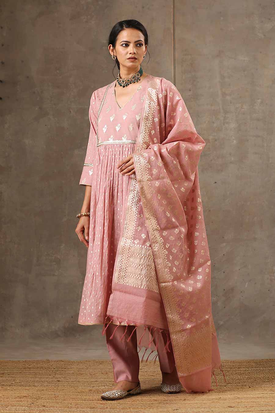 Onion Pink Chanderi Silk Kurta Set With Dupatta