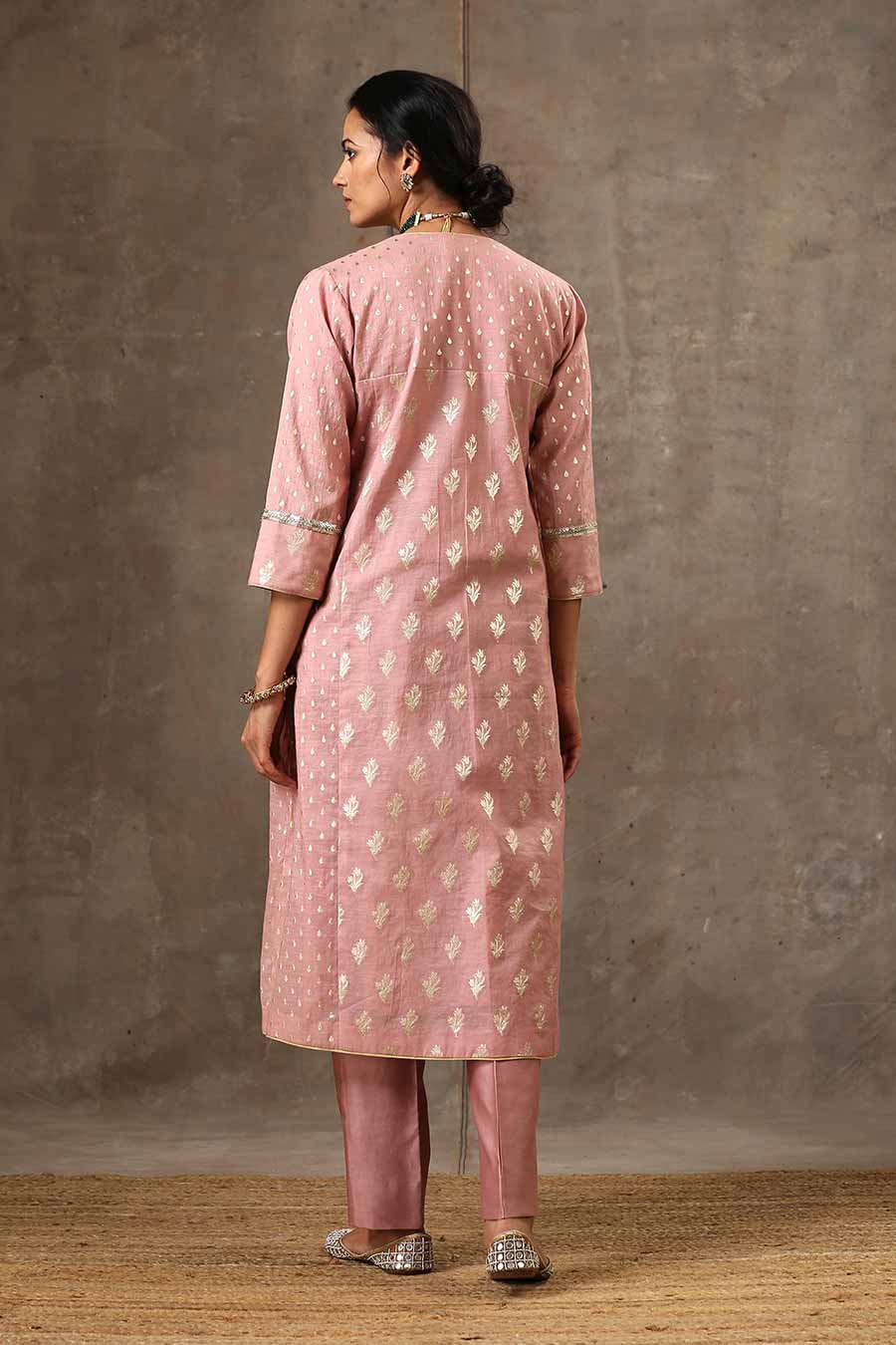 Onion Pink Chanderi Silk Kurta Set With Dupatta