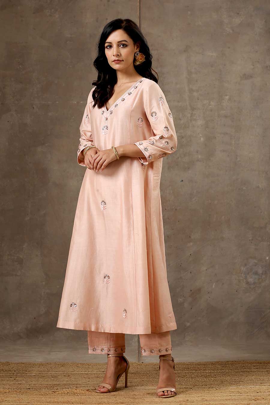 Malhaar Peach Chanderi Silk Kurta Set With Dupatta