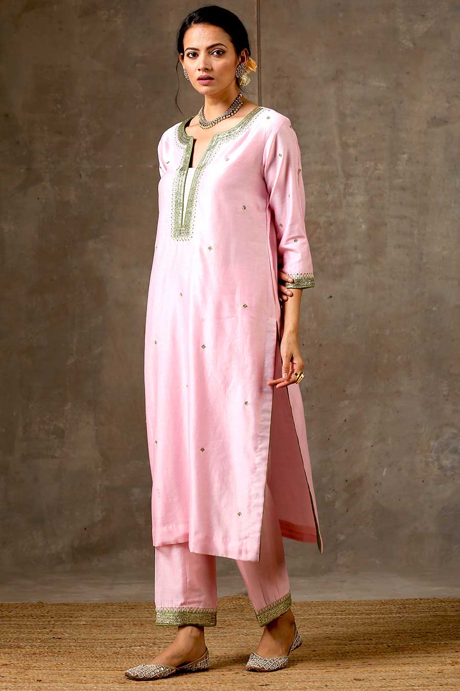 Malhaar Pink Chanderi Silk Kurta Set With Dupatta