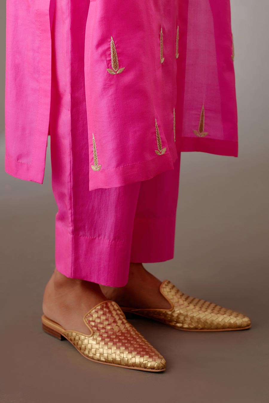 Rose Pink Silk Embroidered Kurta & Pant Set