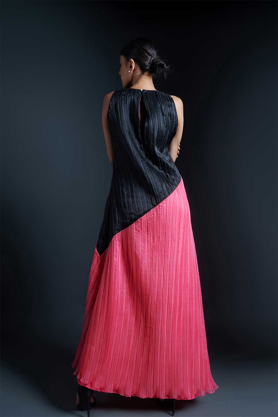 Black & Pink Pleated Organza Gown Gress