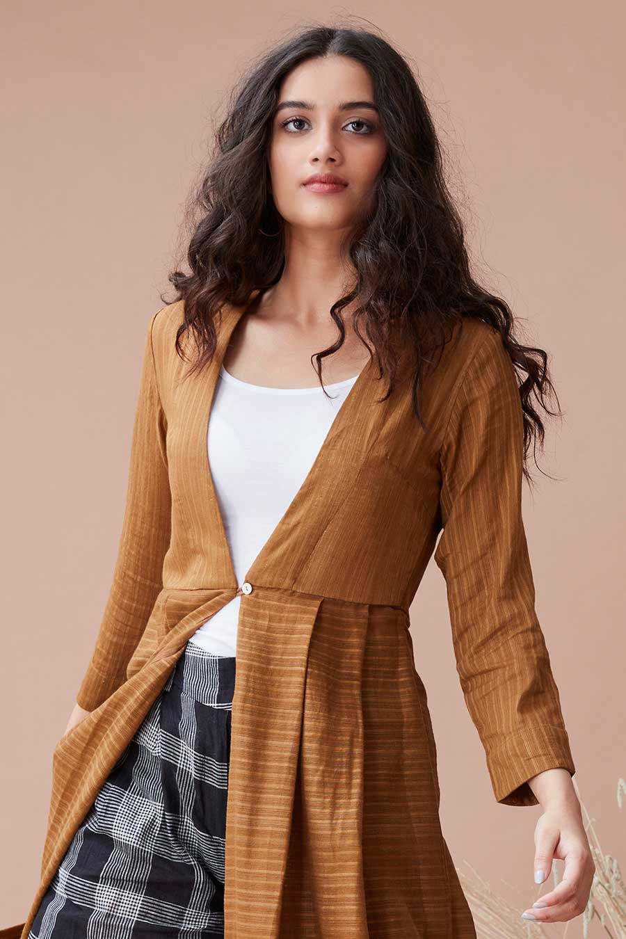 Posha Teak Pleated Long Jacket
