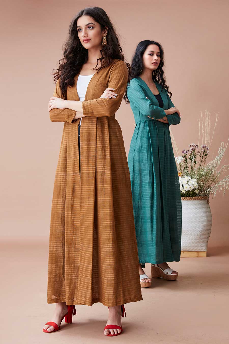 Posha Teak Pleated Long Jacket