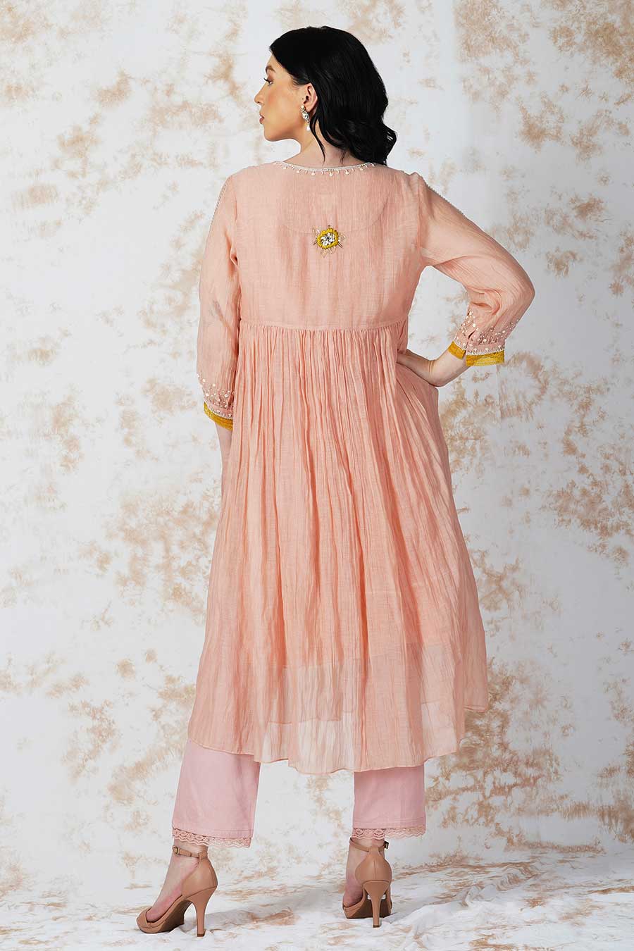 Baroque Flower Pink Kurta Set With Jacket