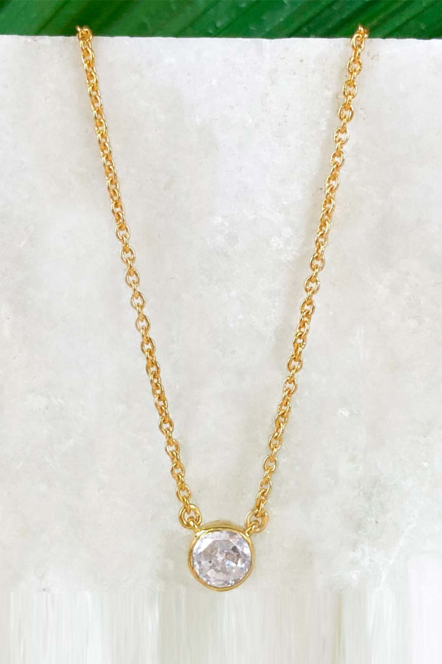 Solitaire Luminous Necklace in 925 Silver