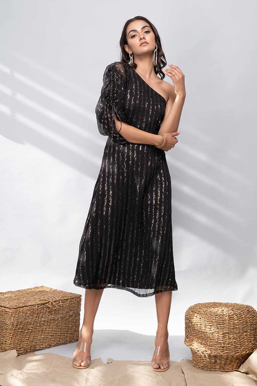 GLORIOSA - Black One Shoulder Dress