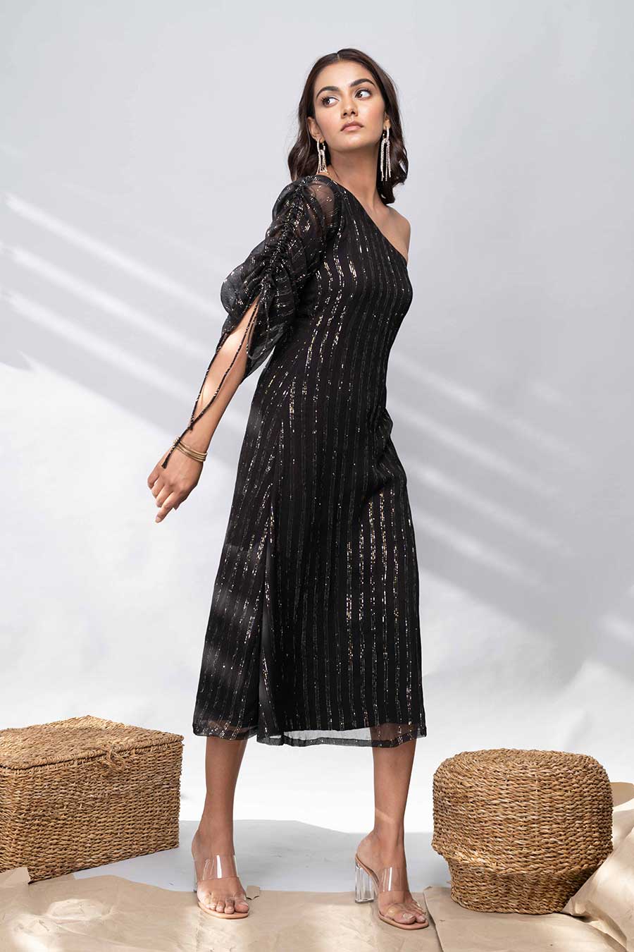GLORIOSA - Black One Shoulder Dress