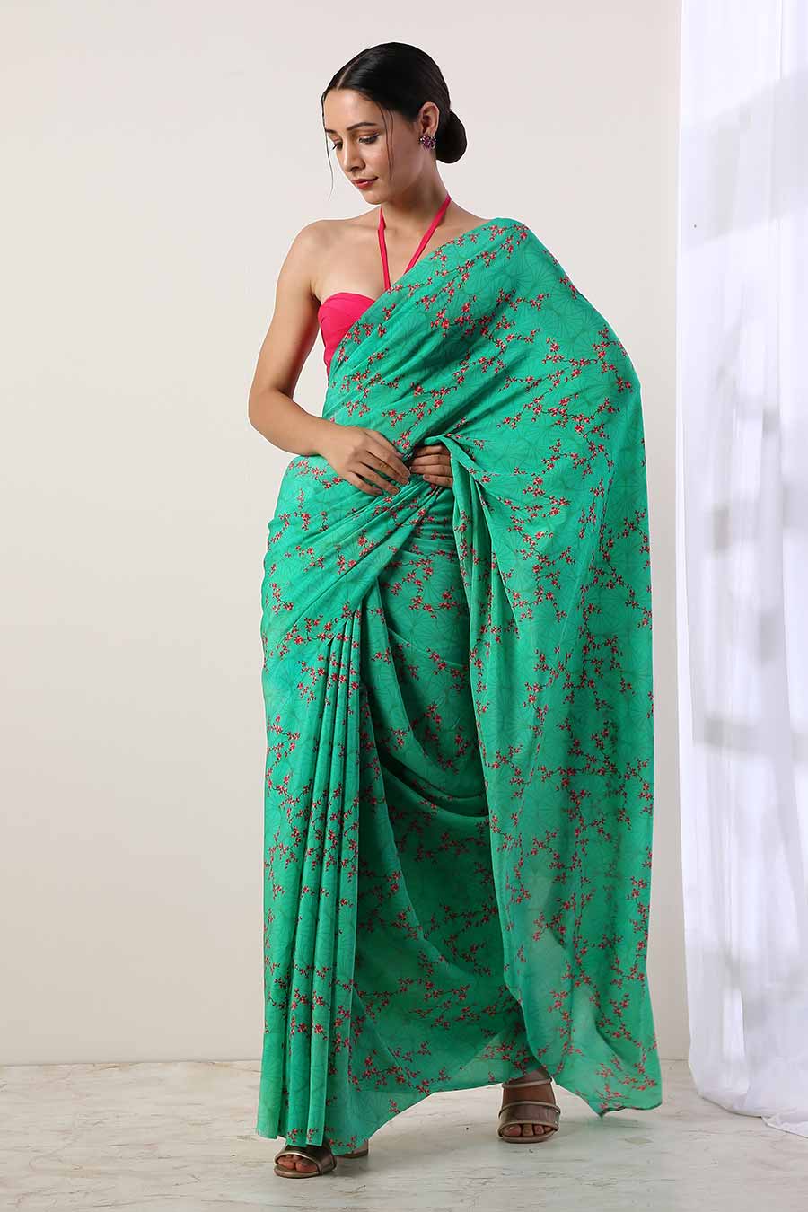 Green Crepe Saree & Unstitched Blouse