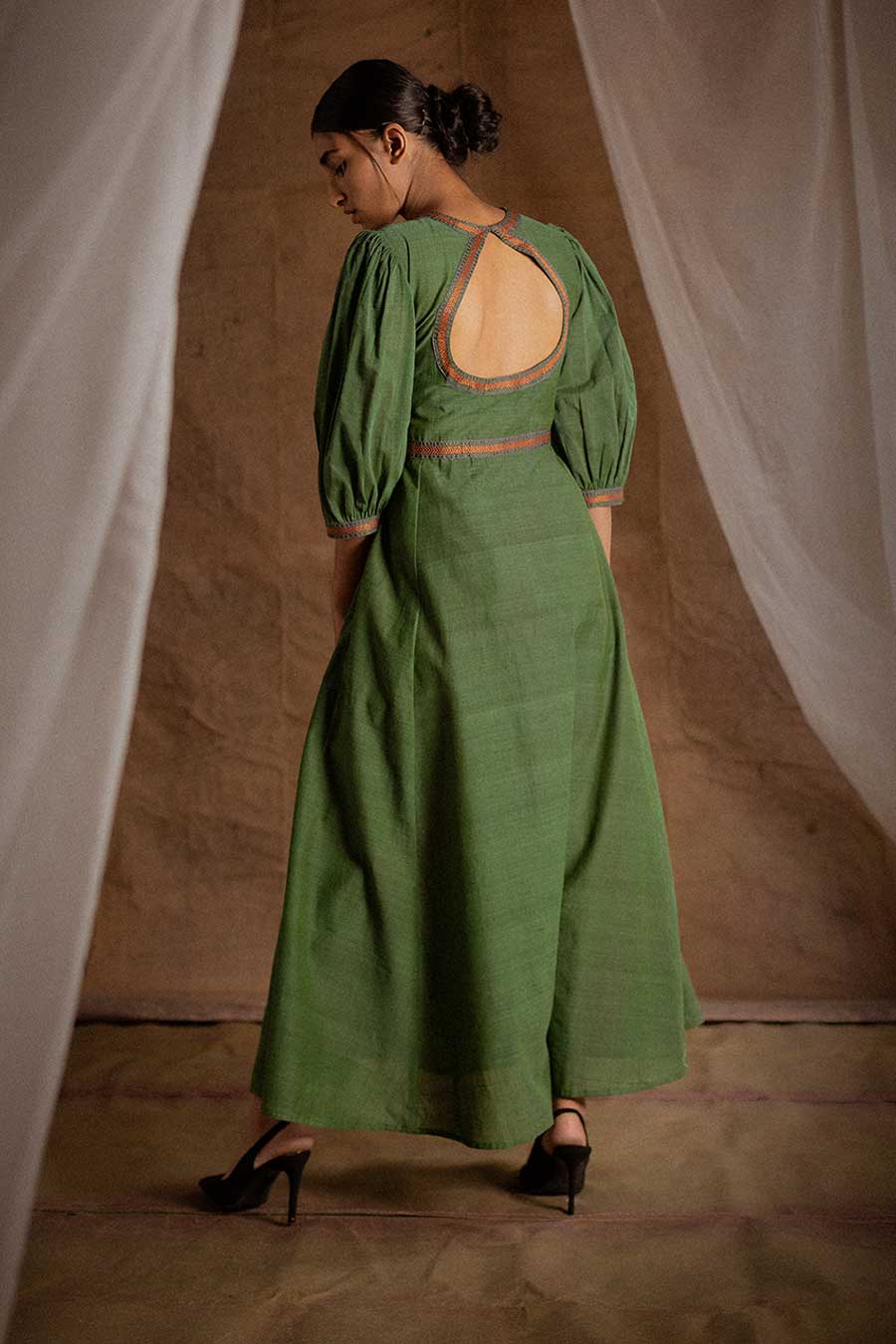 Green & Red Embroidered Kurta & Pant Set