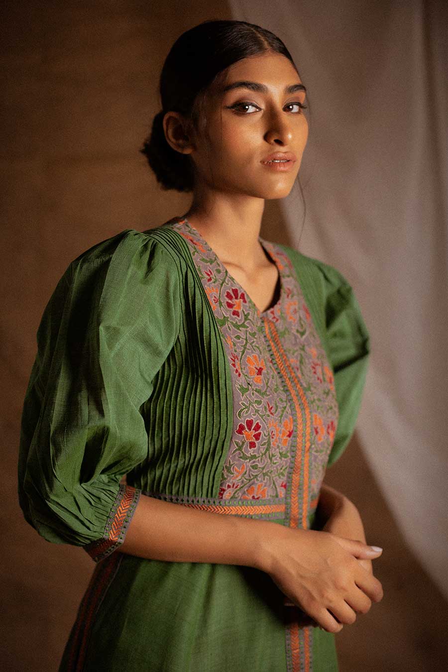 Green & Red Embroidered Kurta & Pant Set