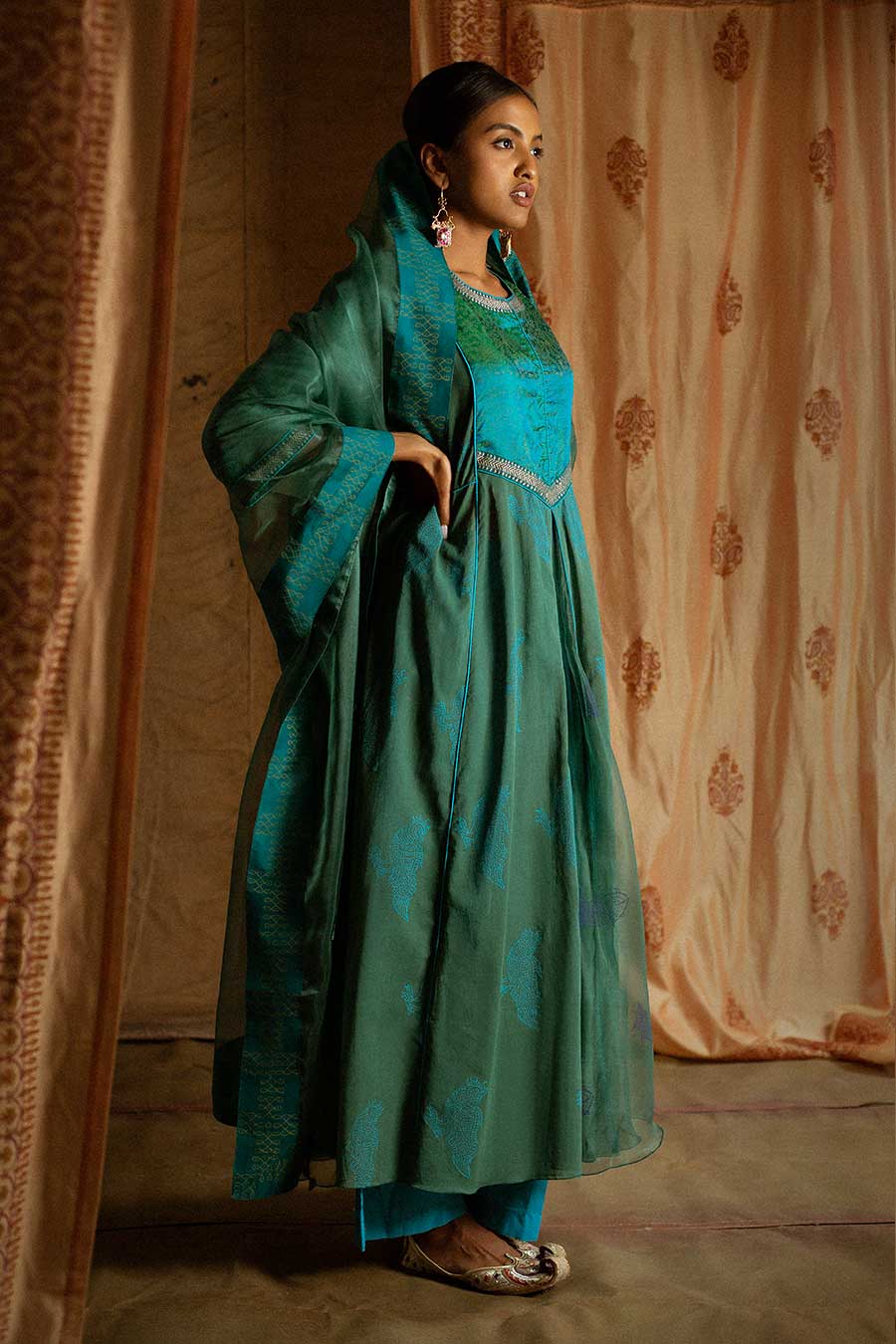 Sea Green Chandei Embroidered Kurta Set